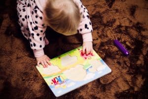 How Jigsaw Puzzles Help to Reduce Screen Time for Kids