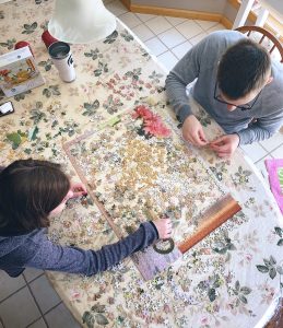solving jigsaw puzzle